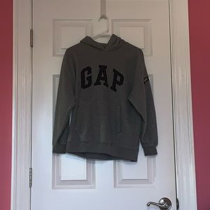 GAP hoodie